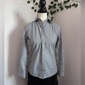 Womens Banana Republic Dress Skirt Size 2 Blue Stripes Button Cotton Blouse